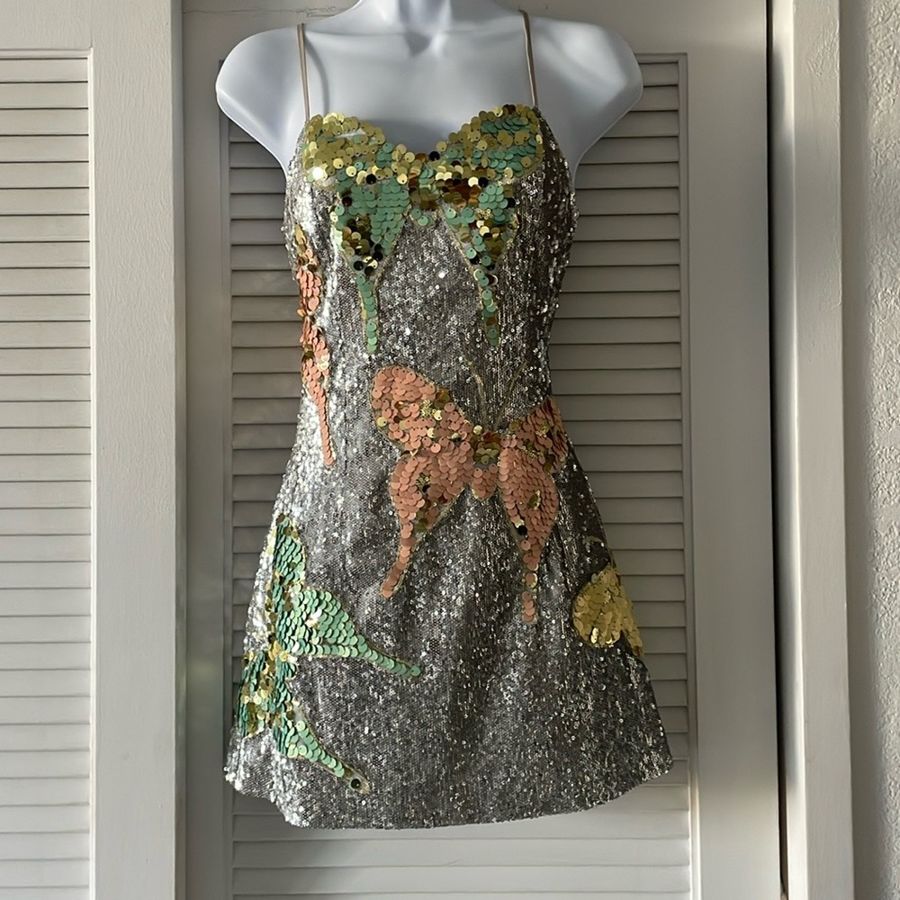 Sequin dress Akira.
